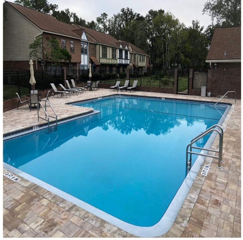 Pool Sutton Place Homeowners Association